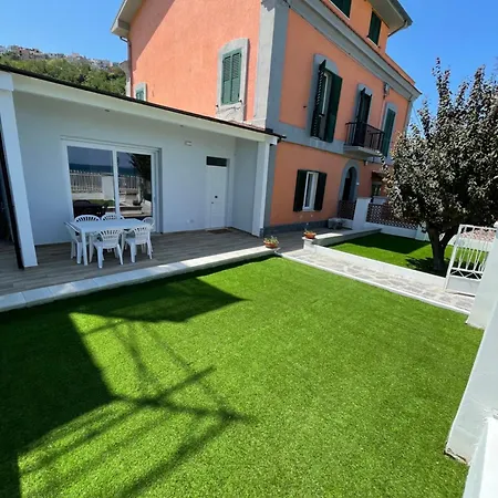 度假居 Villino Elvira *